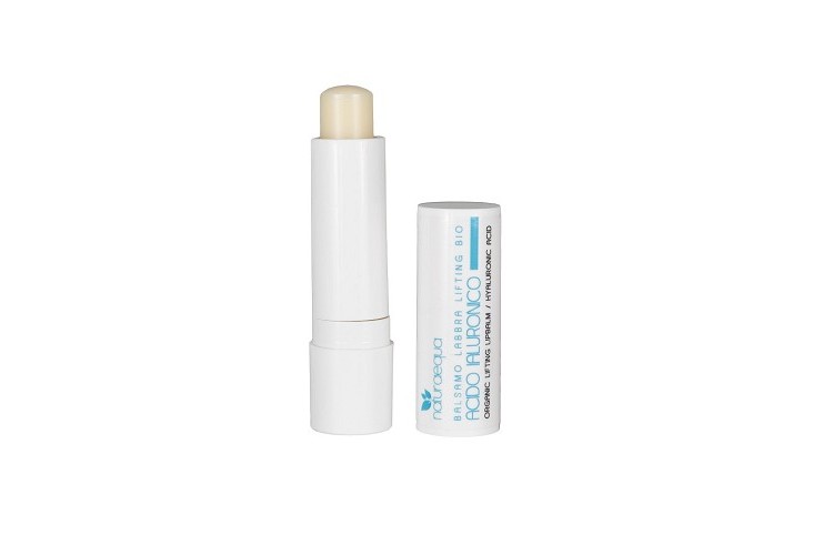 Organic lipstick lifting with hyaluronic acid